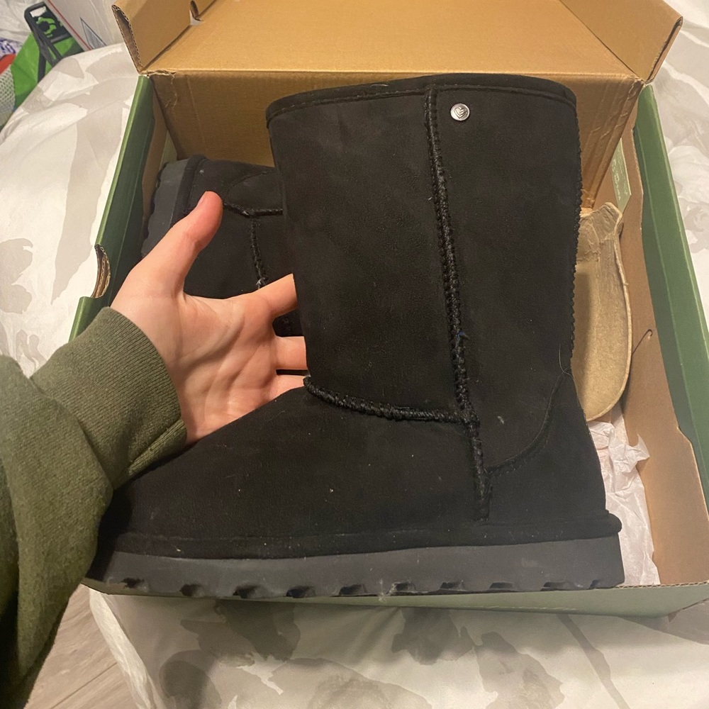 Size 6 Vegan BearPaw Black Fur Boots